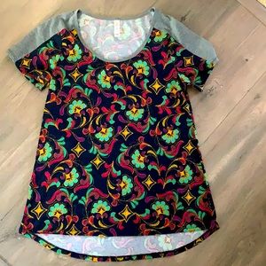 Lularoe classic tee